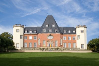 Fraunhofer-Institutszentrum Schloss Birlinghoven IZB